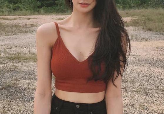 接吻时男生的手在干嘛!网友们自述答案令人意外 接吻时男生的手在干嘛!网友们自述答案令人意外