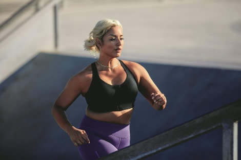 阿迪达斯发布女子训练春夏新品 练出更好明天