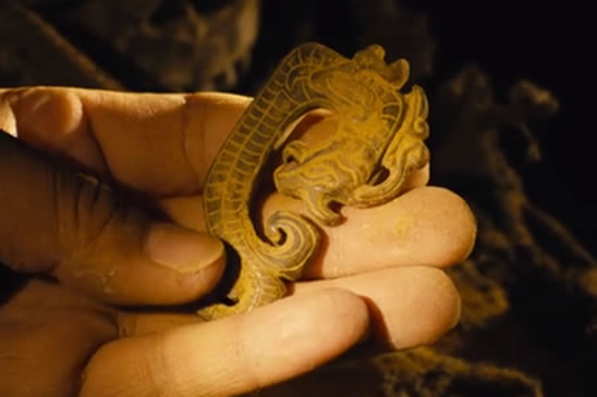 龙岭迷窟鱼骨庙中白骨是鹧鸪哨吗 闻香玉作用现实中有吗 龙岭迷窟鱼骨庙中白骨是鹧鸪哨吗 闻香玉作用现实中有吗