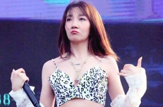 乃万真名叫什么及个人资料起底 乃万真名叫什么及个人资料起底