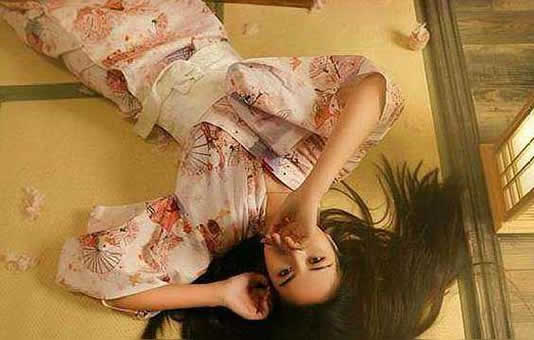 日本女人穿和服不出内衣内裤?真相解读 日本女人穿和服不出内衣内裤?真相解读