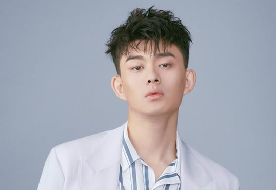 虞书欣被袭胸事件究竟什么情况 虞书欣被袭胸事件究竟什么情况