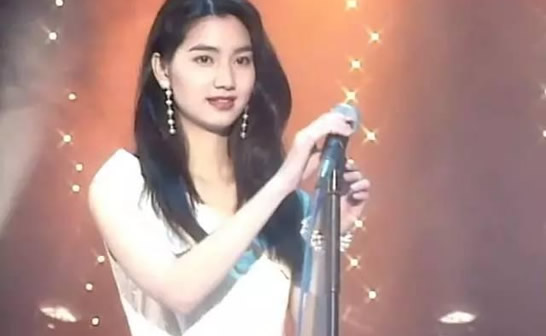 洪欣个人资料照片 洪欣年轻图片