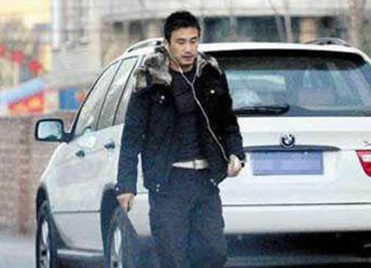 柳云龙的妻子是谁 柳云龙是哪里的人资料简介 柳云龙的妻子是谁 柳云龙是哪里的人资料简介