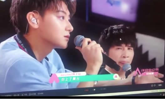 大张伟插不进话的表情什么梗 一脸吃瘪表情怎么回事 大张伟插不进话的表情什么梗 一脸吃瘪表情怎么回事