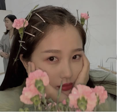 青春有你,甜撩女团妆,何洛洛为你挑选春夏最火的C位仙女唇色 青春有你,甜撩女团妆,何洛洛为你挑选春夏最火的C位仙女唇色