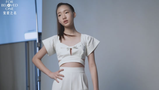 小S大女儿为生物纤维面膜硬核鼻祖宠爱之名拍摄广告