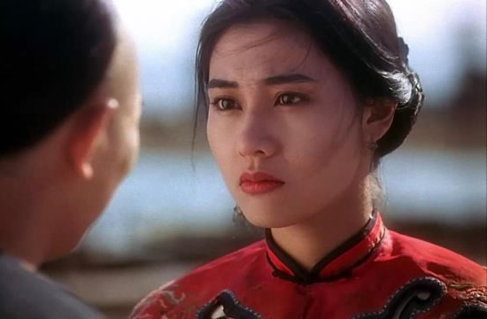 李嘉欣年轻时有多美？李嘉欣年轻时的图片