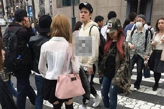 邓紫棋与男友组装桌子 安装过程太甜了男友资料曝光 邓紫棋与男友组装桌子 安装过程太甜了男友资料曝光