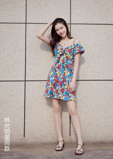 URBAN REVIVO推出“林允明星同款”宝藏裙 URBAN REVIVO推出“林允明星同款”宝藏裙