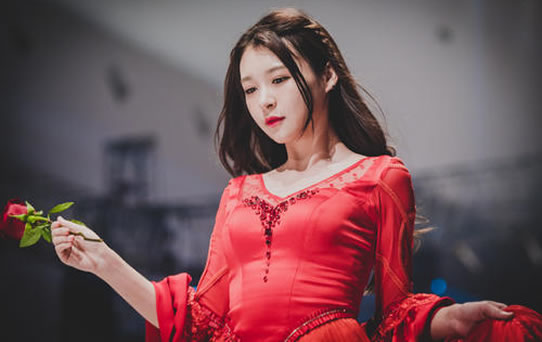 张语格关不掉三万块是什么意思：张语格为什么糊了