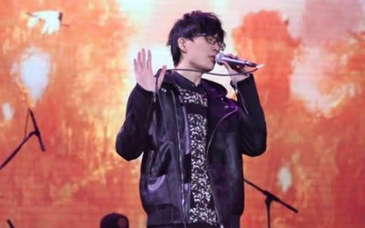 许嵩的个人资料及家世 歌手许嵩好听的歌曲推荐 许嵩的个人资料及家世 歌手许嵩好听的歌曲推荐