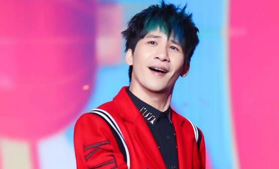 大张伟姓什么资料曝光：大张伟为什么离开花儿乐队