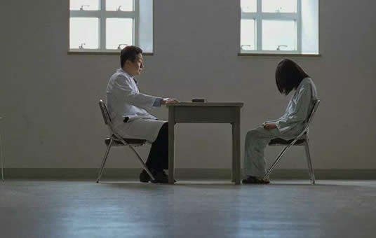  韩国高分恐怖片 韩国三大恐怖片之首是哪部