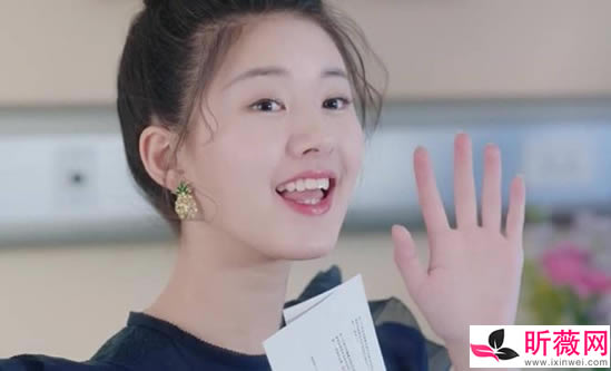 赵露思走红原因曝光 赵露思被质疑整容是怎么回事