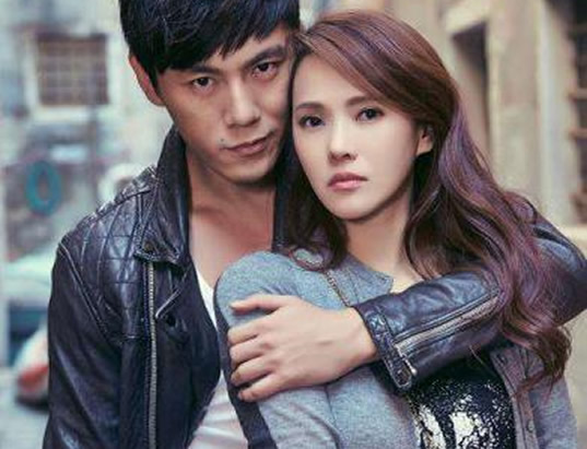 伊能静比秦昊大几岁呢？伊能静秦昊怎么认识相爱的