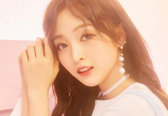 吴宣仪家里是做什么的 吴宣仪个人资料及家境 吴宣仪家里是做什么的 吴宣仪个人资料及家境