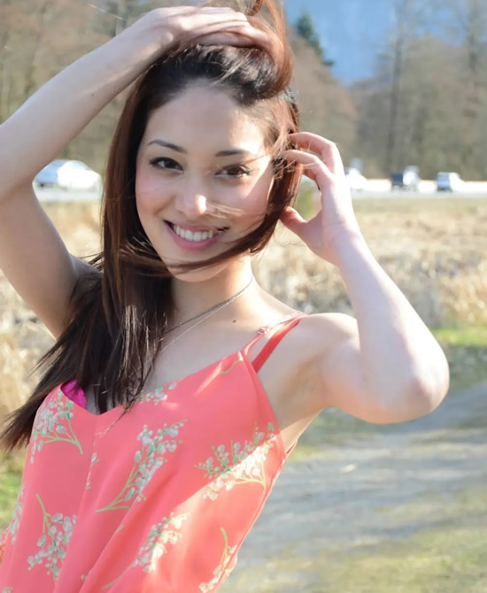 陈凯琳晒二胎孕肚照 好身材惹网友羡慕