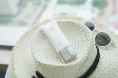 夏天美白攻略，让你白到没朋友的养肤型防晒！