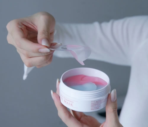 软珊瑚用途，香蒲丽瑚光珊色眼膜改善皮肤增加保湿力