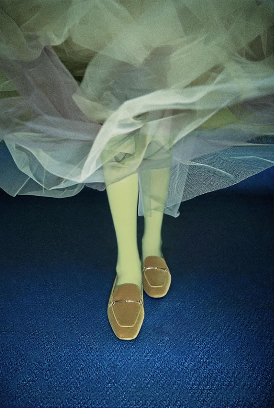 包小姐与鞋先生2020秋冬新品发布,华贵凡尔赛的轻复古 包小姐与鞋先生2020秋冬新品发布,华贵凡尔赛的轻复古