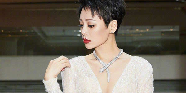 如何评价宁静的长相漂亮吗? 如何评价宁静的长相漂亮吗?