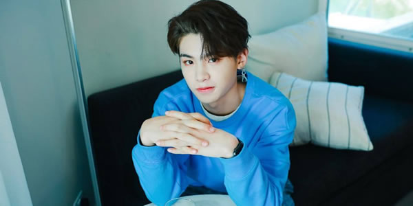 黄明昊是怎么火的