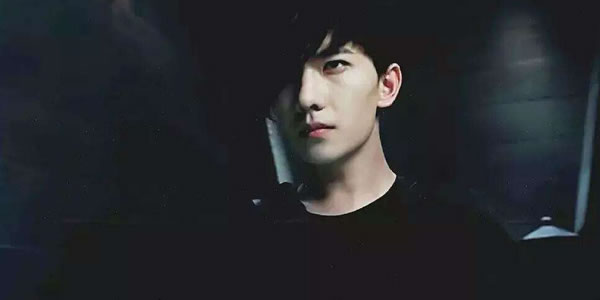 小哥张起灵和黑瞎子的关系 小哥张起灵和黑瞎子的关系