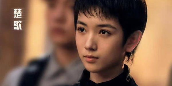 穿越火线楚歌的父亲是怎么死的? 穿越火线楚歌的父亲是怎么死的?