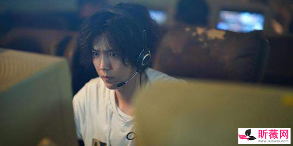 鹿晗家世怎么那么神秘