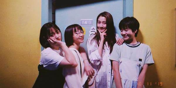 三十而已和二十不惑的关系