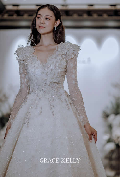 GRACE KELLY全新系列婚纱奢华亮相 GRACE KELLY全新系列婚纱奢华亮相