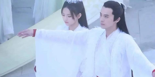 且听凤鸣原著 且听凤鸣原著