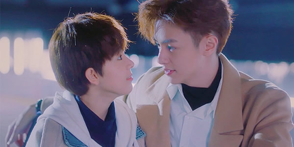 穿盔甲的少女改编自什么小说