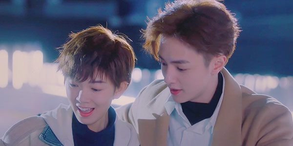 穿盔甲的少女改编自什么小说