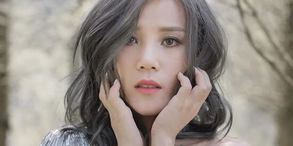 李佳薇是怎么走红的及近况2020