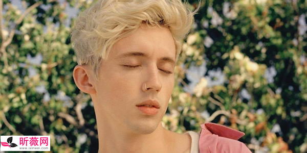 戳爷原名叫什么