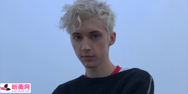 戳爷原名叫什么