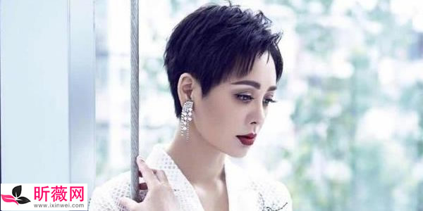有一种发型叫宁静的短发