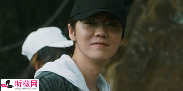 赵彬彬为什么要跳海