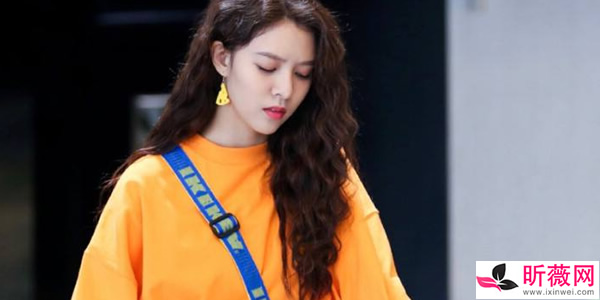 宋妍霏为什么叫CC