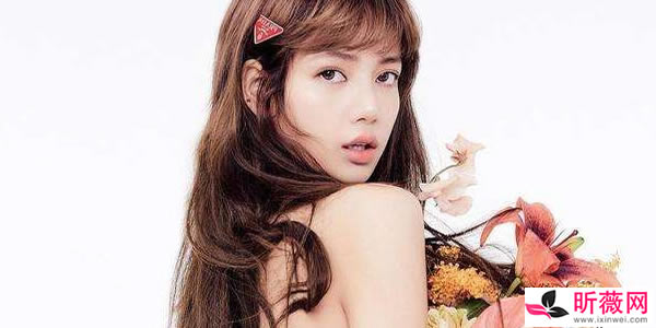 blackpink成员lisa身高