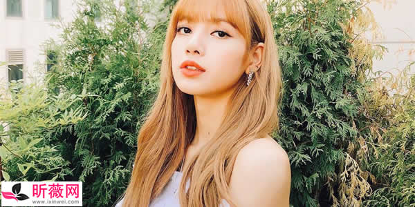 blackpink成员lisa身高