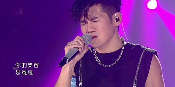 我可以假装无所谓的离开是什么歌 我可以假装无所谓的离开是什么歌