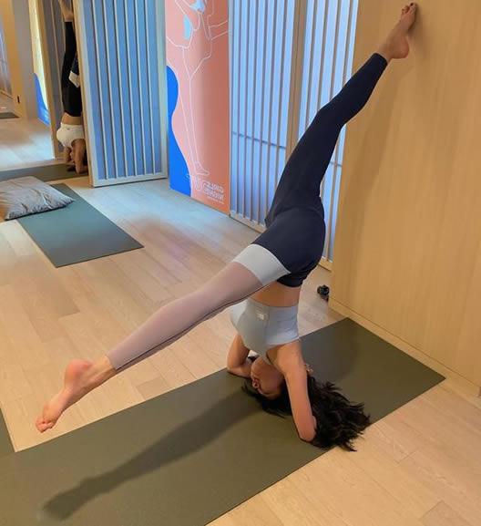 美臀翘臀美女图片，这样的美女你喜欢吗？