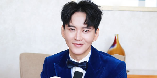 黄宥明女朋友张佳宁？