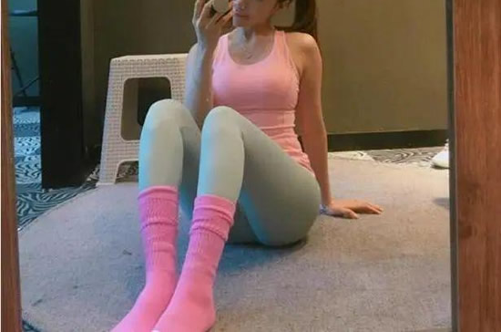 男生为什么喜欢女生的胸部？这6点给你解答