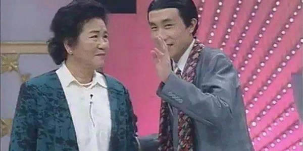 那不就伸手就来嘛是什么歌 那不就伸手就来嘛是什么歌