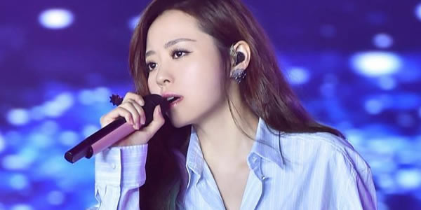 求解张靓颖什么时候离的婚 求解张靓颖什么时候离的婚