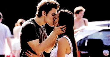 怎么舌吻怎么做 男女激情舌吻GIF图解